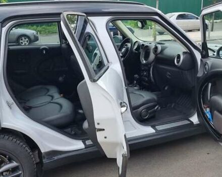 Белый Мини Кантримен, объемом двигателя 1.6 л и пробегом 200 тыс. км за 9790 $, фото 7 на Automoto.ua