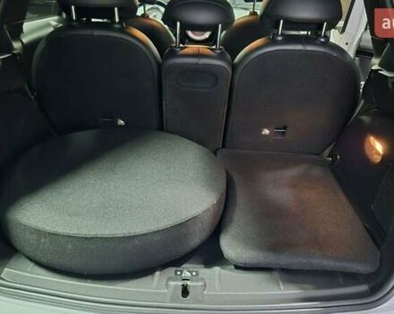 Белый Мини Кантримен, объемом двигателя 1.6 л и пробегом 176 тыс. км за 12500 $, фото 8 на Automoto.ua