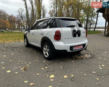 Белый Мини Кантримен, объемом двигателя 2 л и пробегом 185 тыс. км за 12250 $, фото 11 на Automoto.ua