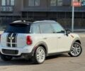 Білий Міні Кантрімен, об'ємом двигуна 1.6 л та пробігом 150 тис. км за 8800 $, фото 42 на Automoto.ua