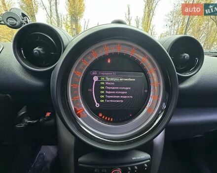 Белый Мини Кантримен, объемом двигателя 2 л и пробегом 185 тыс. км за 12250 $, фото 49 на Automoto.ua