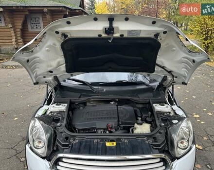 Белый Мини Кантримен, объемом двигателя 2 л и пробегом 185 тыс. км за 12250 $, фото 16 на Automoto.ua