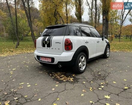 Белый Мини Кантримен, объемом двигателя 2 л и пробегом 185 тыс. км за 12250 $, фото 4 на Automoto.ua