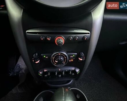 Белый Мини Кантримен, объемом двигателя 2 л и пробегом 185 тыс. км за 12250 $, фото 47 на Automoto.ua