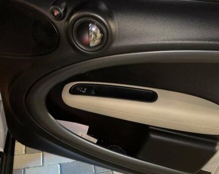 Белый Мини Кантримен, объемом двигателя 1.6 л и пробегом 290 тыс. км за 10800 $, фото 21 на Automoto.ua