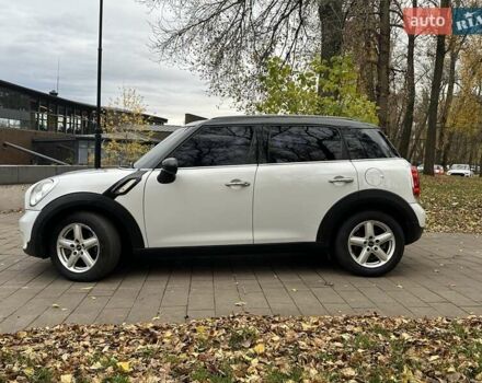 Белый Мини Кантримен, объемом двигателя 2 л и пробегом 185 тыс. км за 12250 $, фото 9 на Automoto.ua
