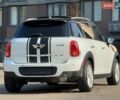 Білий Міні Кантрімен, об'ємом двигуна 1.6 л та пробігом 150 тис. км за 8800 $, фото 31 на Automoto.ua