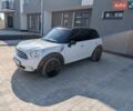 Белый Мини Кантримен, объемом двигателя 1.6 л и пробегом 158 тыс. км за 11000 $, фото 1 на Automoto.ua