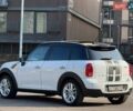 Білий Міні Кантрімен, об'ємом двигуна 1.6 л та пробігом 150 тис. км за 8800 $, фото 60 на Automoto.ua