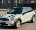 Білий Міні Кантрімен, об'ємом двигуна 1.6 л та пробігом 150 тис. км за 8800 $, фото 56 на Automoto.ua