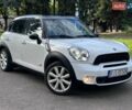 Білий Міні Кантрімен, об'ємом двигуна 2 л та пробігом 136 тис. км за 9900 $, фото 1 на Automoto.ua
