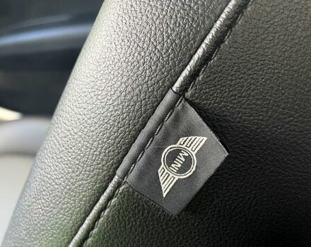 Мини Кантримен 2013 в Киеве на Automoto.ua Белый Мини Кантримен, объемом двигателя 1.6 л и пробегом 155 тыс. км за 10200 $, фото 4 на Automoto.ua