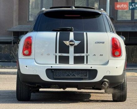 Білий Міні Кантрімен, об'ємом двигуна 1.6 л та пробігом 150 тис. км за 8800 $, фото 33 на Automoto.ua