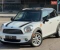 Білий Міні Кантрімен, об'ємом двигуна 1.6 л та пробігом 150 тис. км за 8800 $, фото 24 на Automoto.ua