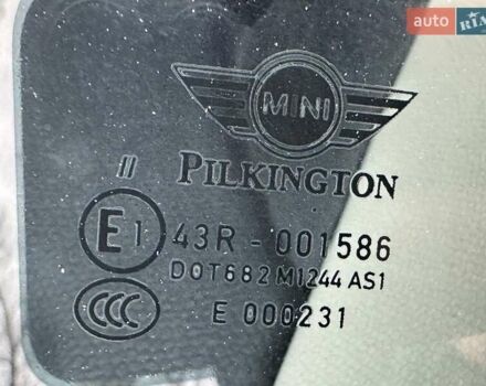 Белый Мини Кантримен, объемом двигателя 2 л и пробегом 185 тыс. км за 12250 $, фото 30 на Automoto.ua