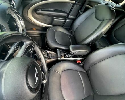 Мини Кантримен 2013 в Киеве на Automoto.ua Белый Мини Кантримен, объемом двигателя 1.6 л и пробегом 155 тыс. км за 10200 $, фото 2 на Automoto.ua