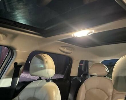 Белый Мини Кантримен, объемом двигателя 1.6 л и пробегом 290 тыс. км за 10800 $, фото 28 на Automoto.ua