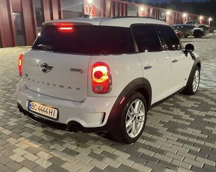 Белый Мини Кантримен, объемом двигателя 1.6 л и пробегом 290 тыс. км за 10800 $, фото 5 на Automoto.ua