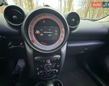 Белый Мини Кантримен, объемом двигателя 2 л и пробегом 185 тыс. км за 12250 $, фото 46 на Automoto.ua