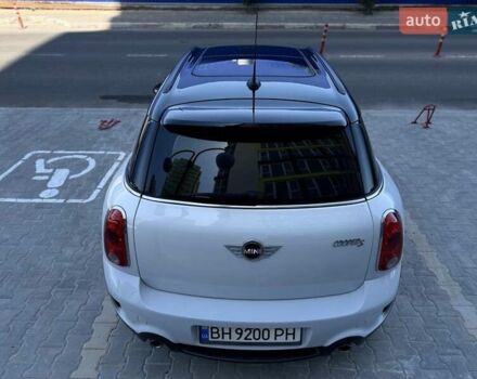 Белый Мини Кантримен, объемом двигателя 1.6 л и пробегом 86 тыс. км за 10999 $, фото 15 на Automoto.ua