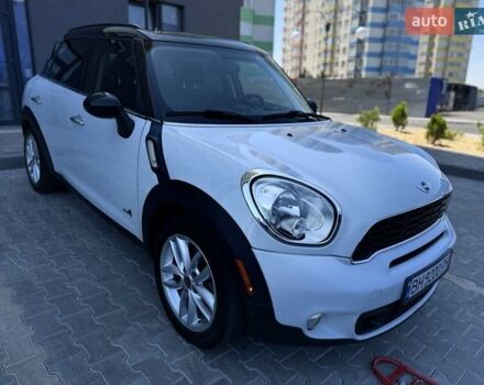 Белый Мини Кантримен, объемом двигателя 1.6 л и пробегом 86 тыс. км за 10999 $, фото 6 на Automoto.ua