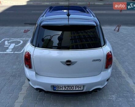 Белый Мини Кантримен, объемом двигателя 1.6 л и пробегом 86 тыс. км за 10999 $, фото 10 на Automoto.ua