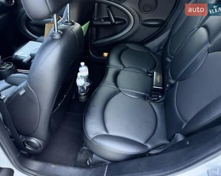 Белый Мини Кантримен, объемом двигателя 1.6 л и пробегом 86 тыс. км за 10999 $, фото 20 на Automoto.ua