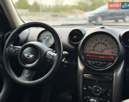 Белый Мини Кантримен, объемом двигателя 1.6 л и пробегом 146 тыс. км за 12900 $, фото 22 на Automoto.ua