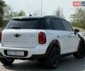 Белый Мини Кантримен, объемом двигателя 1.6 л и пробегом 146 тыс. км за 12900 $, фото 7 на Automoto.ua