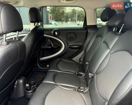 Белый Мини Кантримен, объемом двигателя 1.6 л и пробегом 146 тыс. км за 11900 $, фото 22 на Automoto.ua