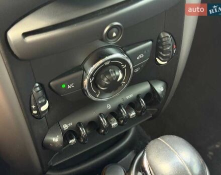 Белый Мини Кантримен, объемом двигателя 1.6 л и пробегом 146 тыс. км за 11900 $, фото 18 на Automoto.ua