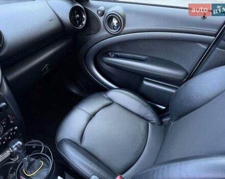 Белый Мини Кантримен, объемом двигателя 1.6 л и пробегом 86 тыс. км за 10999 $, фото 18 на Automoto.ua