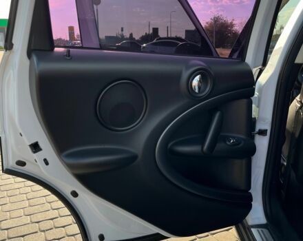 Белый Мини Кантримен, объемом двигателя 1.6 л и пробегом 110 тыс. км за 12600 $, фото 11 на Automoto.ua