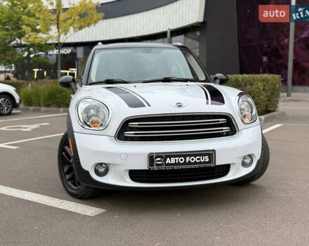 Белый Мини Кантримен, объемом двигателя 1.6 л и пробегом 107 тыс. км за 11490 $, фото 3 на Automoto.ua