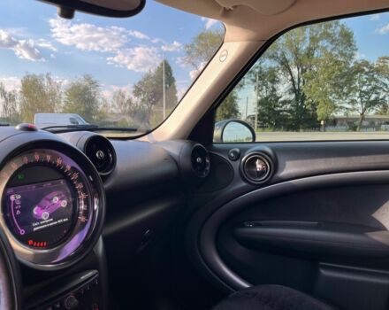 Белый Мини Кантримен, объемом двигателя 1.6 л и пробегом 110 тыс. км за 12600 $, фото 12 на Automoto.ua