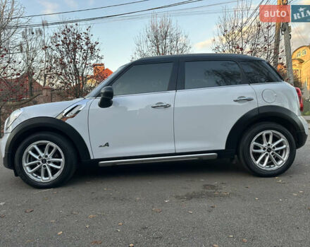 Белый Мини Кантримен, объемом двигателя 2 л и пробегом 117 тыс. км за 14850 $, фото 1 на Automoto.ua