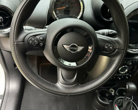 Белый Мини Кантримен, объемом двигателя 2 л и пробегом 117 тыс. км за 14850 $, фото 7 на Automoto.ua