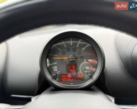 Белый Мини Кантримен, объемом двигателя 1.6 л и пробегом 107 тыс. км за 11490 $, фото 16 на Automoto.ua