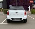 Белый Мини Кантримен, объемом двигателя 1.6 л и пробегом 107 тыс. км за 11490 $, фото 5 на Automoto.ua