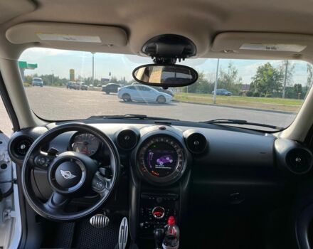 Белый Мини Кантримен, объемом двигателя 1.6 л и пробегом 110 тыс. км за 12600 $, фото 10 на Automoto.ua