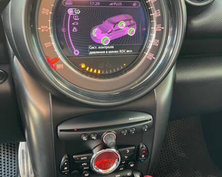 Белый Мини Кантримен, объемом двигателя 1.6 л и пробегом 110 тыс. км за 12600 $, фото 13 на Automoto.ua