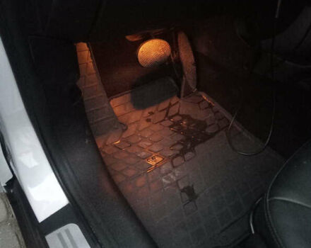 Білий Міні Кантрімен, об'ємом двигуна 1.6 л та пробігом 68 тис. км за 14700 $, фото 18 на Automoto.ua