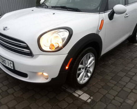Білий Міні Кантрімен, об'ємом двигуна 1.6 л та пробігом 68 тис. км за 14700 $, фото 2 на Automoto.ua