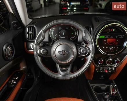 Білий Міні Кантрімен, об'ємом двигуна 2 л та пробігом 50 тис. км за 33900 $, фото 4 на Automoto.ua