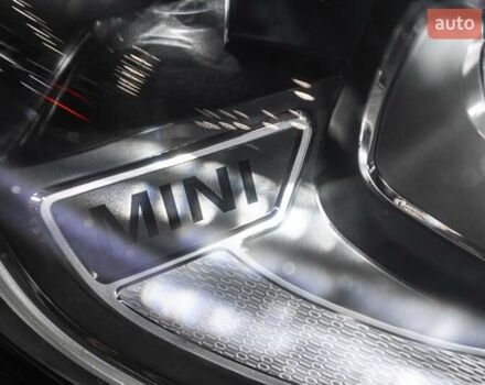 Білий Міні Кантрімен, об'ємом двигуна 2 л та пробігом 50 тис. км за 33900 $, фото 36 на Automoto.ua