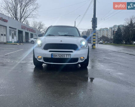 Білий Міні Кантрімен, об'ємом двигуна 1.6 л та пробігом 121 тис. км за 12000 $, фото 1 на Automoto.ua