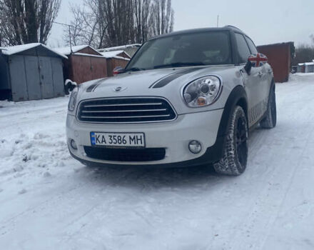 Білий Міні Кантрімен, об'ємом двигуна 1.6 л та пробігом 78 тис. км за 12500 $, фото 1 на Automoto.ua