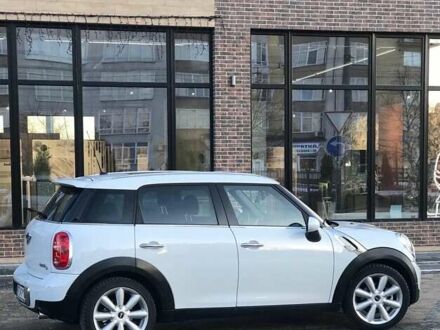 Білий Міні Кантрімен, об'ємом двигуна 1.6 л та пробігом 155 тис. км за 9000 $, фото 1 на Automoto.ua