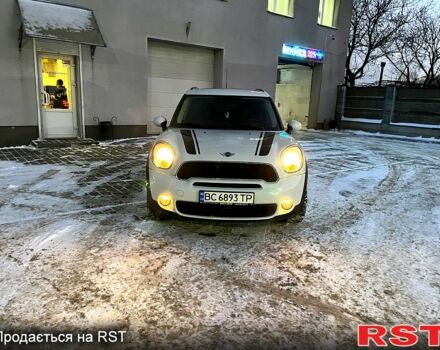 Белый Мини Кантримен, объемом двигателя 1.6 л и пробегом 204 тыс. км за 11750 $, фото 1 на Automoto.ua