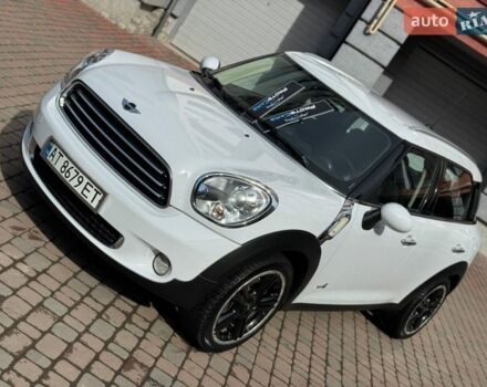 Білий Міні Кантрімен, об'ємом двигуна 2 л та пробігом 179 тис. км за 9950 $, фото 1 на Automoto.ua